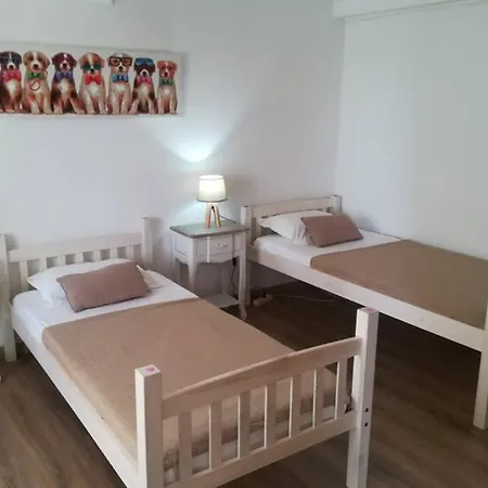 Tatil Evi Fully Equiped Family Friendly House, Next To The Beaches In The Azorean Riviera *
